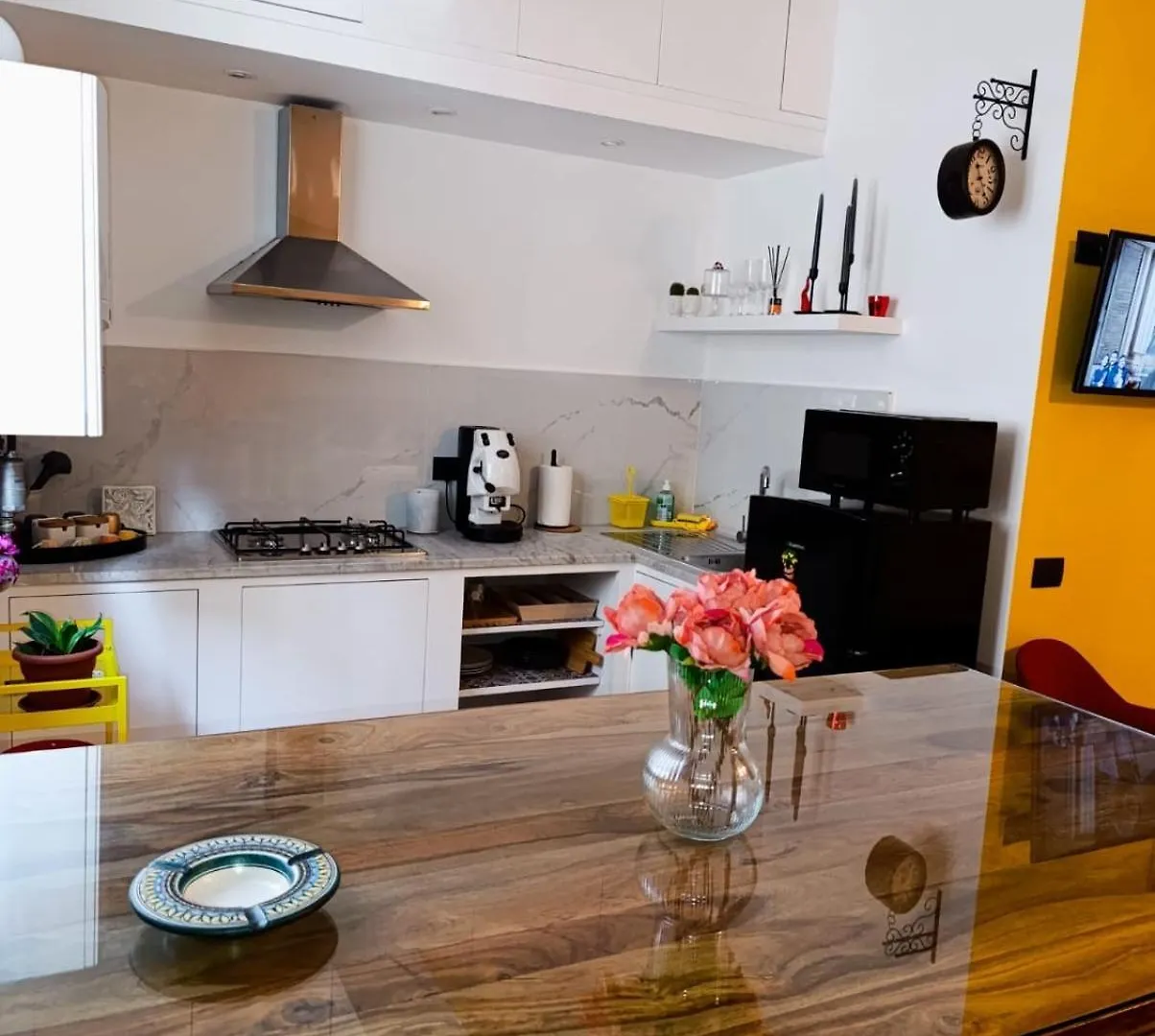 Apartment La Dolce Vita, Vomero Naples Italy